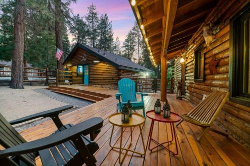 Pond View Cabin