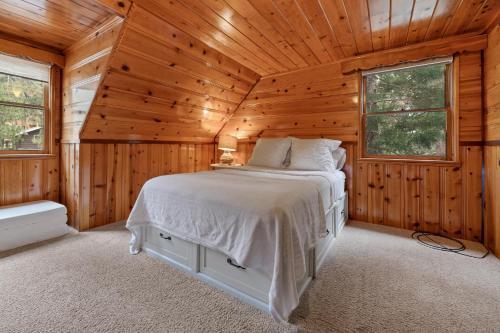 40 - Waterfront Retreat Home