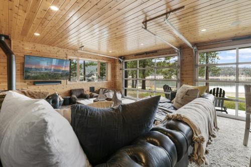 40 - Waterfront Retreat Home