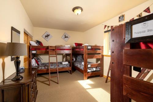 45 - Half Stone Lodge Home