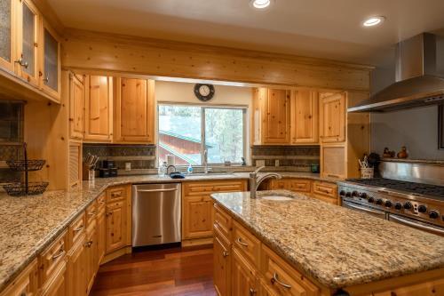 45 - Half Stone Lodge Home
