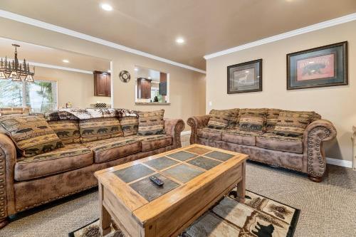 31 - Serenity Pines Home
