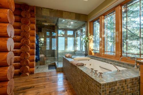 10 - Wild Horse Estate Cabin