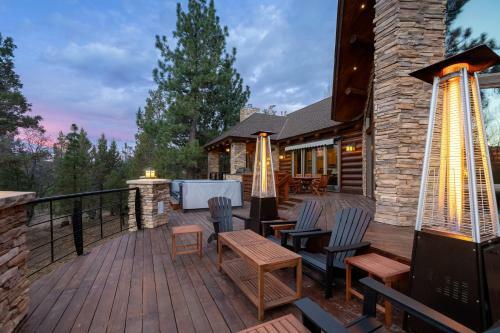 10 - Wild Horse Estate Cabin