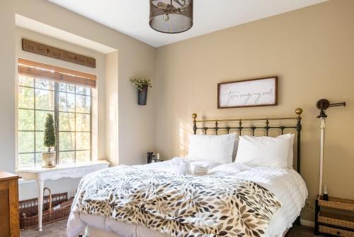 32 - Heavenly Estate Home