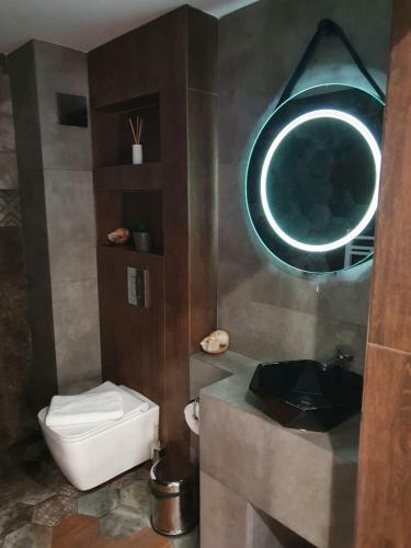 Hotel Kamelia Guest Rooms