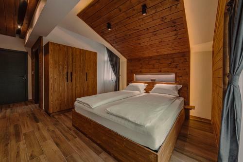 Villa Rustic / ???? ??????