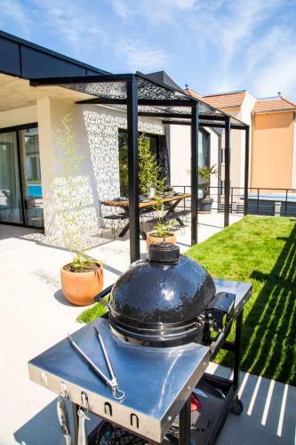 Luxury Villas Giardino Lozenetz