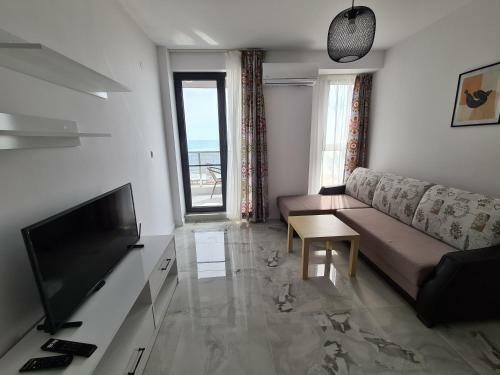 Diamond Beach Apart Obzor