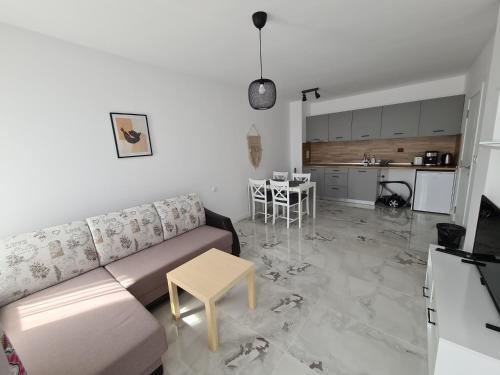 Diamond Beach Apart Obzor
