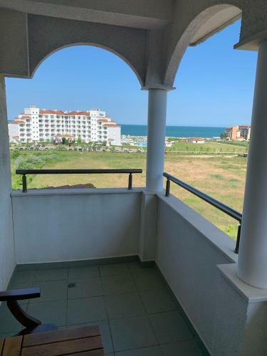 Obzor Sunny Holiday Apartament