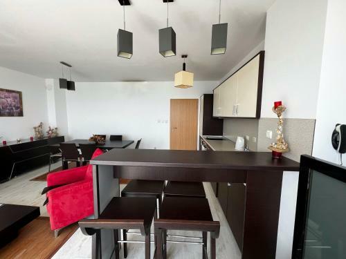 High-end Beachfront Apartment With Pool