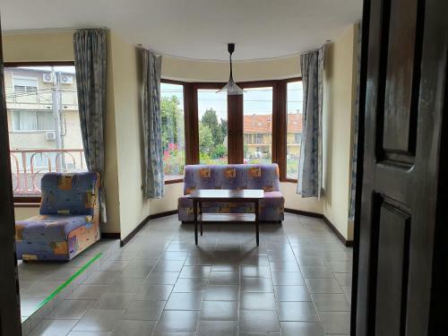 Lazur Hotel