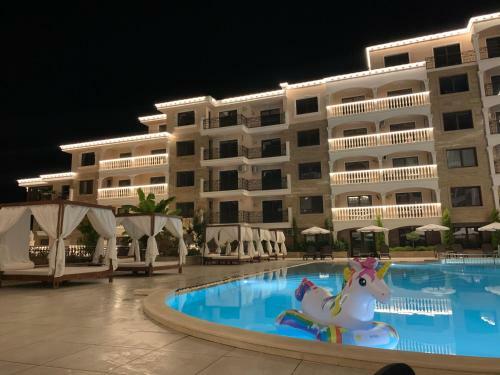 Valencia Gardens Deluxe Apartments