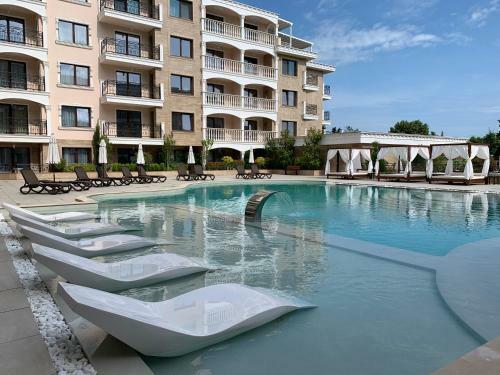 Valencia Gardens Deluxe Apartments
