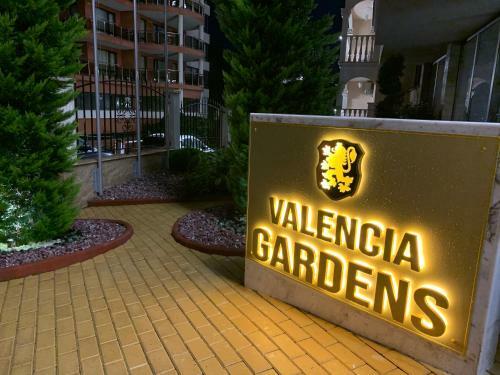 Valencia Gardens Deluxe Apartments