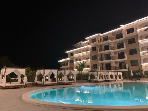 Valencia Gardens Deluxe Apartments