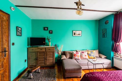 Art Apartment Evmolpias Near Roman Stadium