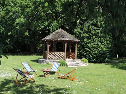 Bed & Breakfast C�dre Et Charme