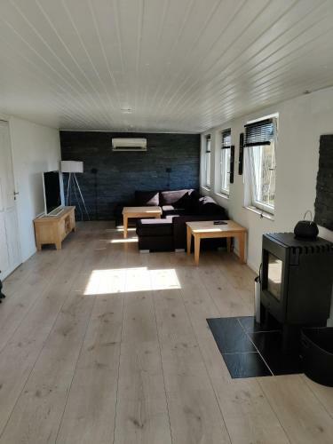 Apartamento 210 M2 Hus Med Plads Til 10 G�ster.