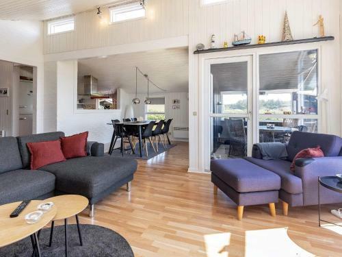 Holiday Home L�kken Clxix