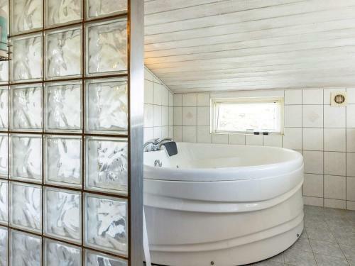 Holiday Home L�kken Clxix