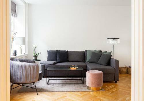Beautiful Apartment Next To The Royal Palace