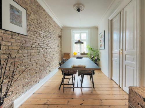 Authentic Danish Apartment In Trendy Vesterbro