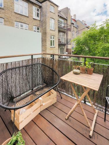 Authentic Danish Apartment In Trendy Vesterbro