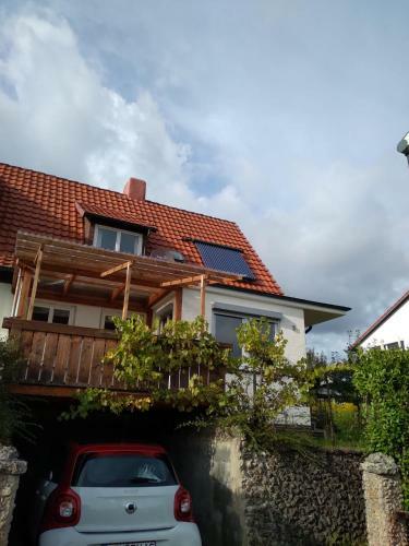 Ferienhaus In Gro�em Garten