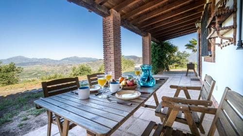 Casa La Pacana �lora By Ruralidays