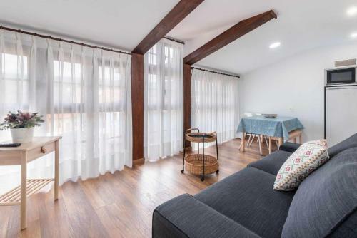 Apartamentos La Corrada De Andr�n