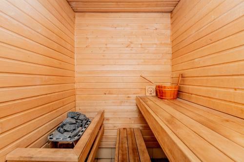 City Center Apartment With Sauna And Terrace