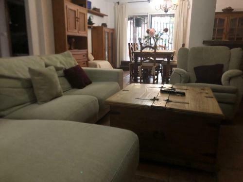 Vivienda En Almu��car