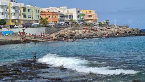 Apartamento Arinaga Arena Y Mar Beach
