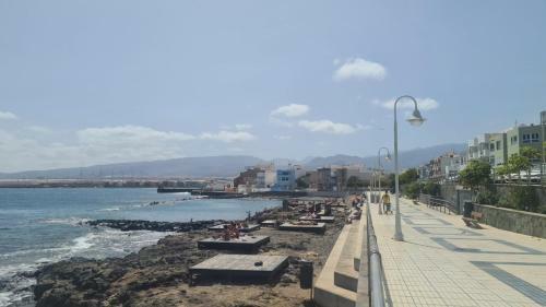 Apartamento Arinaga Arena Y Mar Beach