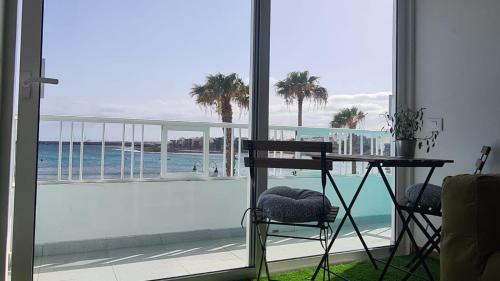 Apartamento Arinaga Arena Y Mar Beach
