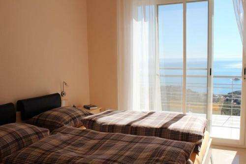Seaview 6br Villa With Private Pool