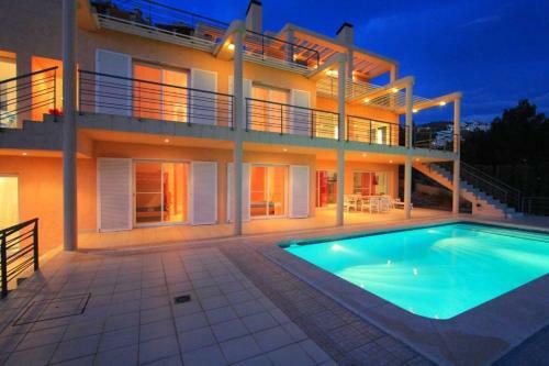 Seaview 6br Villa With Private Pool