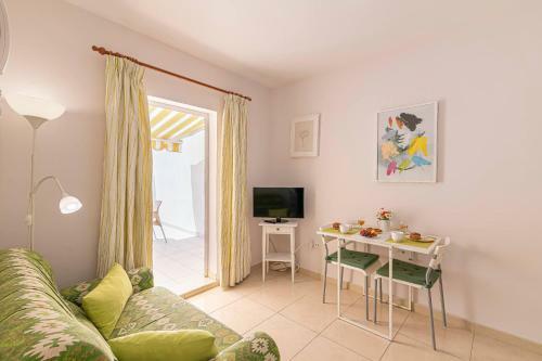 Apartamentos En El Centro De Los Cristianos