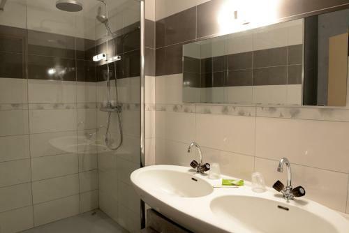 Hotel H�tel Le Mont Barral