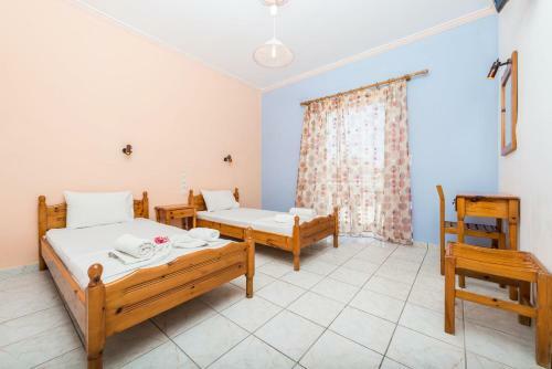 Hostal Athina Apartments