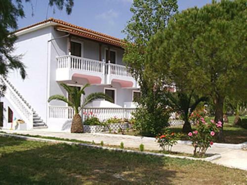 Hostal Babis Studios
