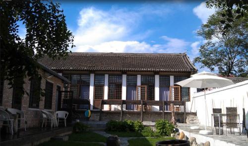 Posada Hy Little Yard