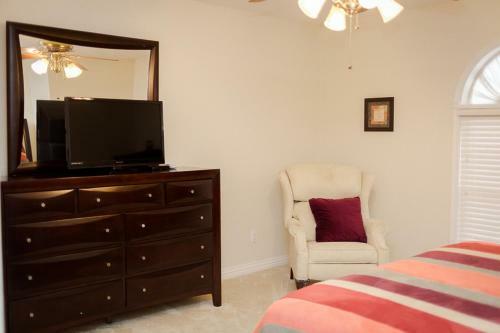 Lafayette Manor & Winery Bed & Breakfast