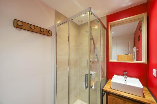 Apartamento A L'aventure ! Joli T2 Avec Balcon, Centre Ville.