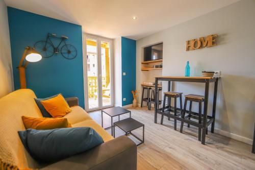 Apartamento A L'aventure ! Joli T2 Avec Balcon, Centre Ville.