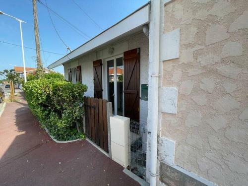 Maisonnette Amiral Mouly � L'aiguillon