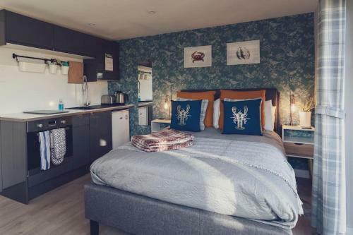 Escape Pod In Devon, 5 Mins From Beach + Parking