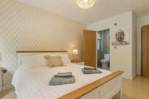 Parsonage Cottage- Peaceful, Dog Friendly Cottage